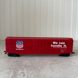 HO Bachmann Union Pacific 50' Boxcar 168178 Red Model Train Car